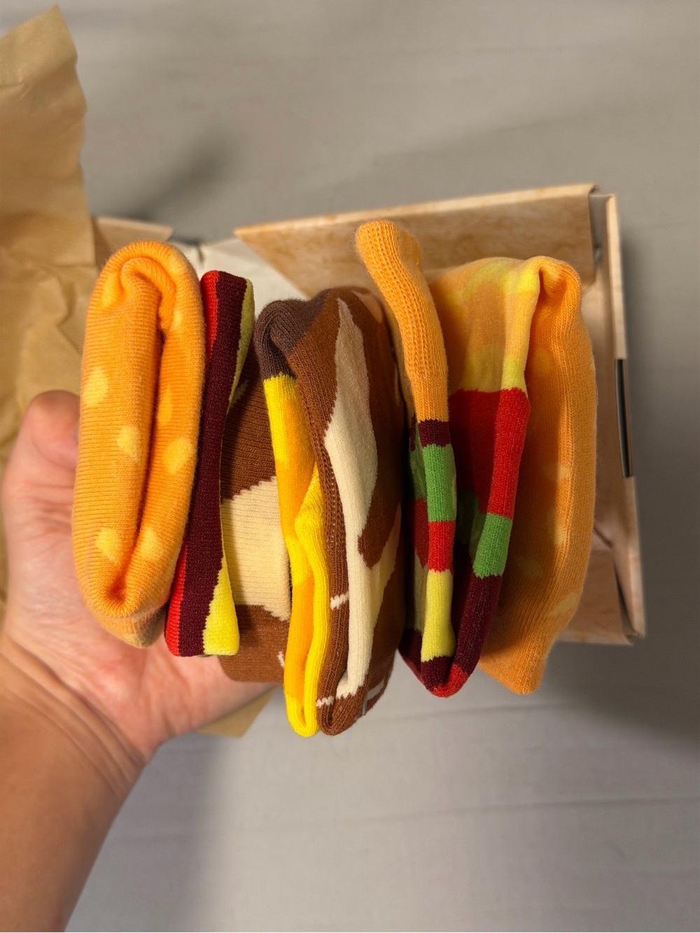 Burger socks - Picture 3 of 4